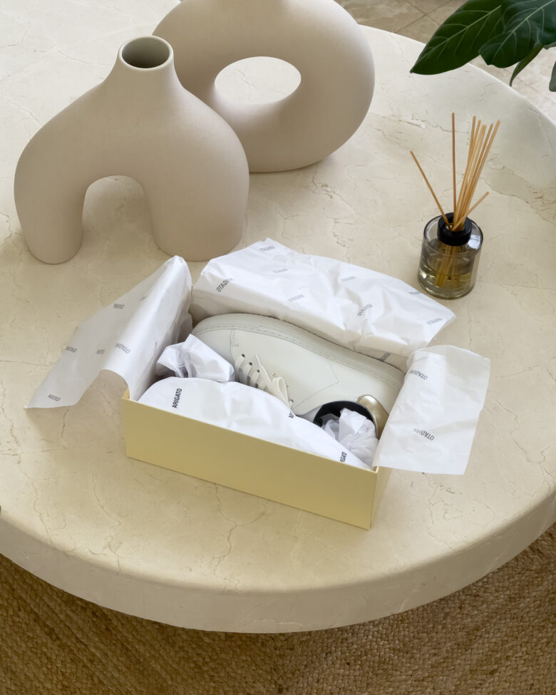 Axel Arigato Clean 90 review box - Luxe Digital