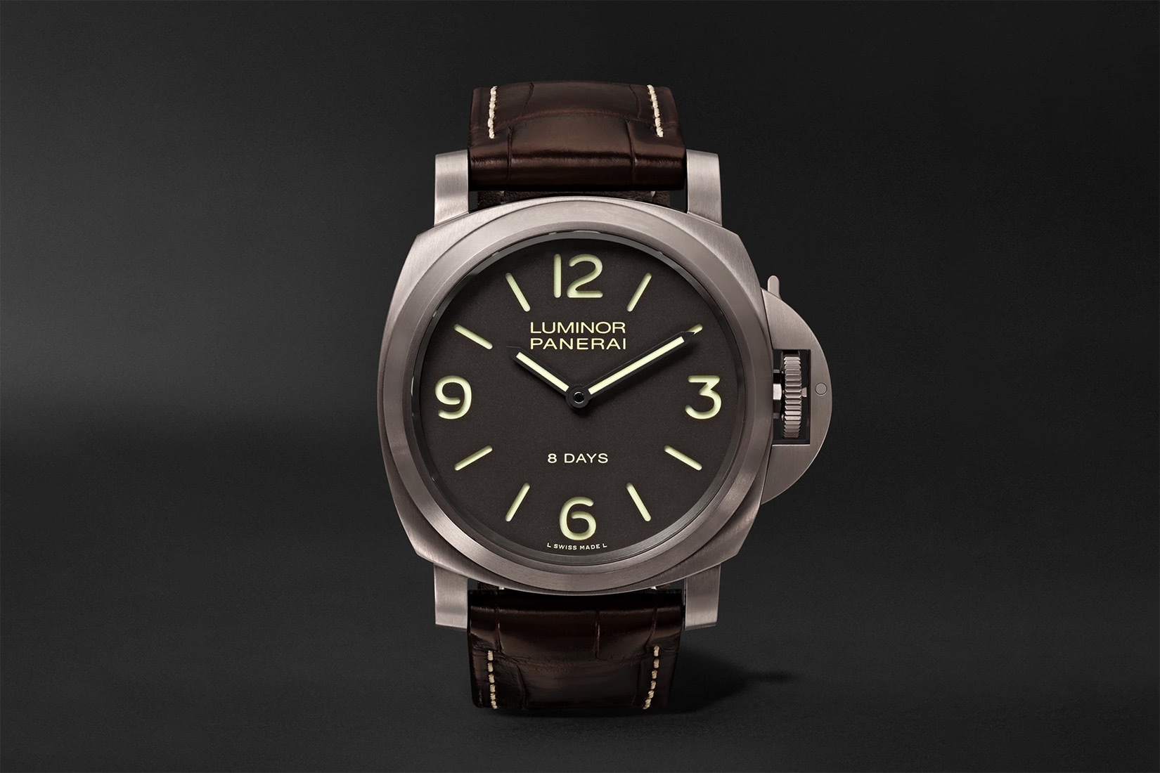 best pilot watch panerai luminor base 8 days titanio - Luxe Digital