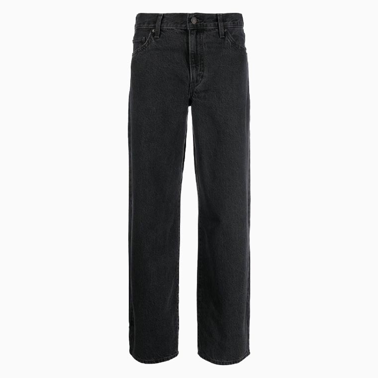 women business casual guide levis mid rise straight leg jeans - Luxe Digital
