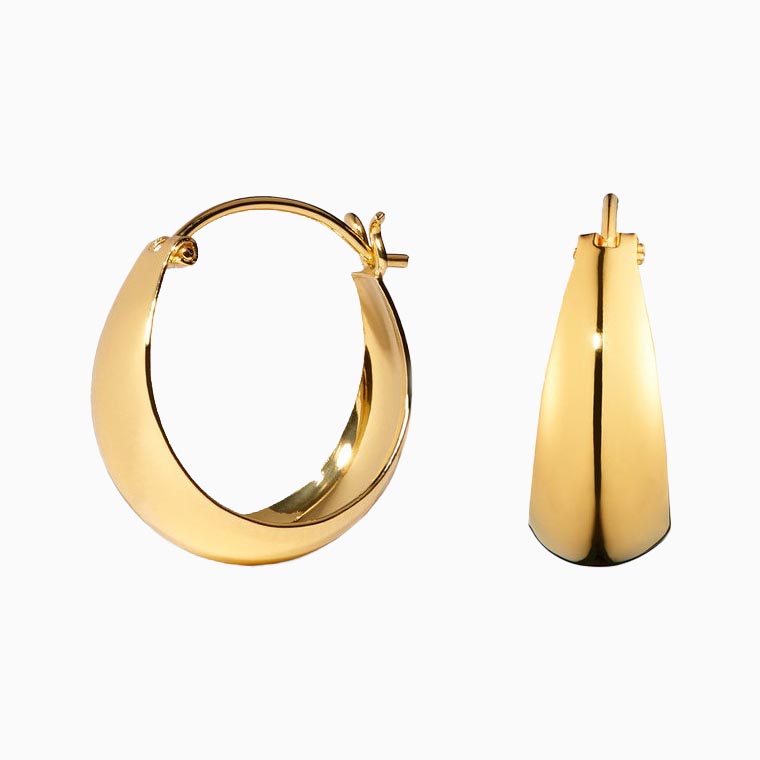 women smart casual dress code guide linjer chunky gold hoop earrings - Luxe Digital